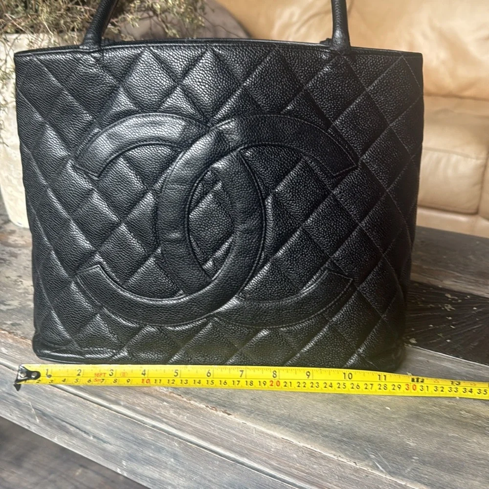 CHANEL Black Quilted Tote